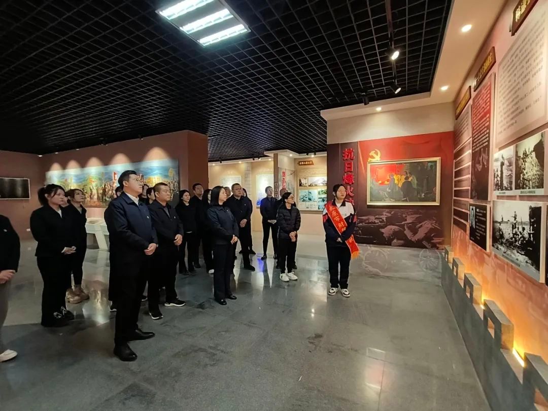 山西建投建工集团组织开展“国家清静 青春挺膺”系列主题团日活动
