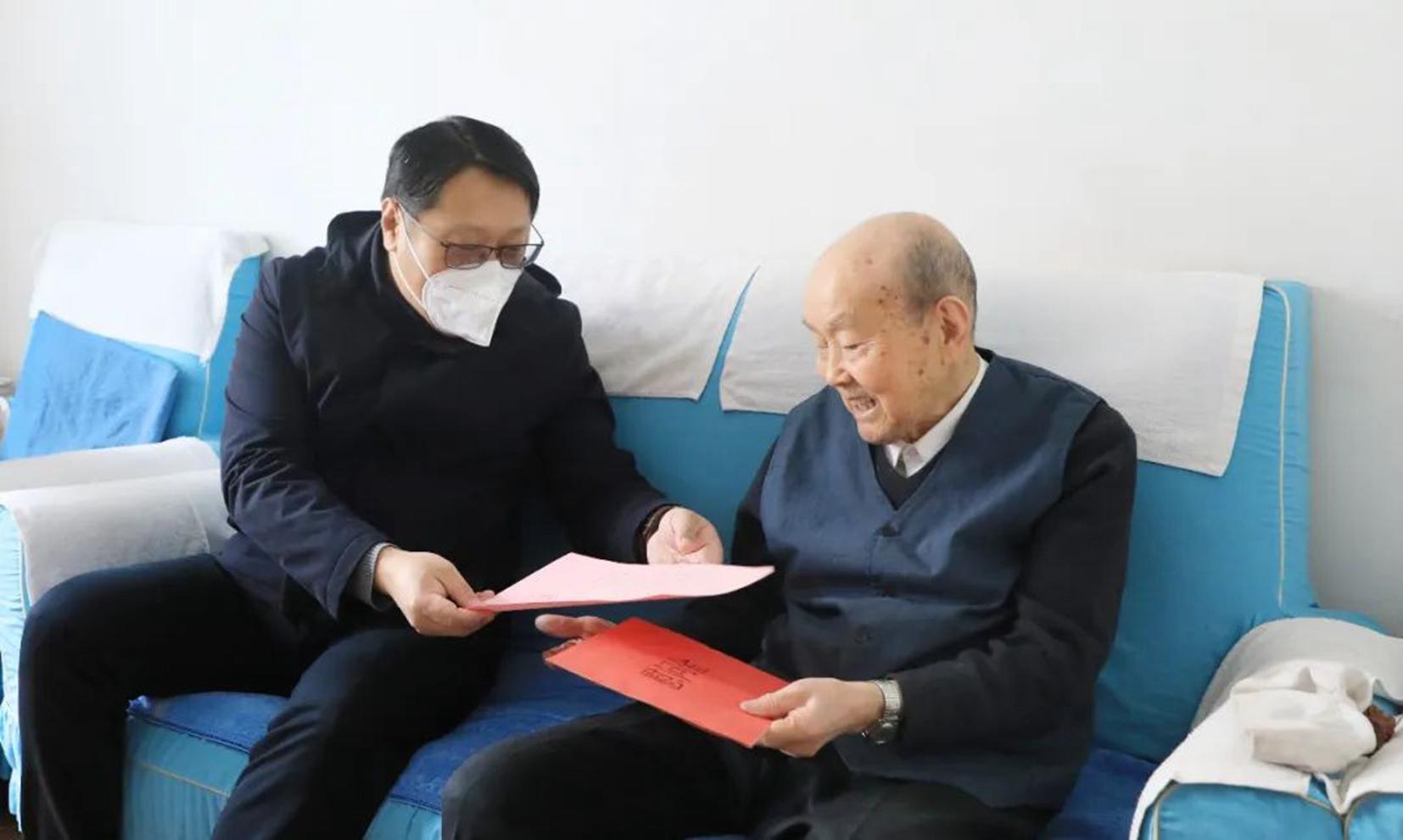 山西建投三建集团党委走访慰问老党员、难题党员