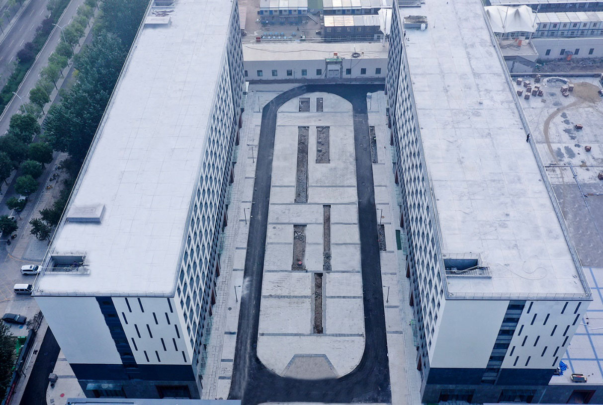 山西工程科技职业大学向山西建投四建集团赠予锦旗-402cc永利集团
