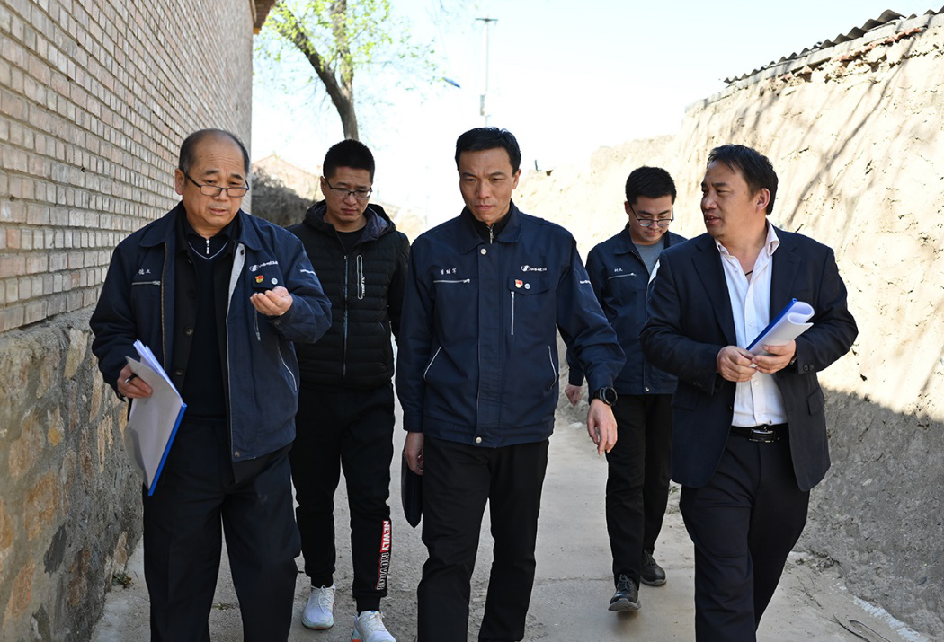 脱贫攻坚见行动 入户走访暖人心——山西四建集团向导到繁峙县入户走访扶贫帮扶户-402cc永利集团