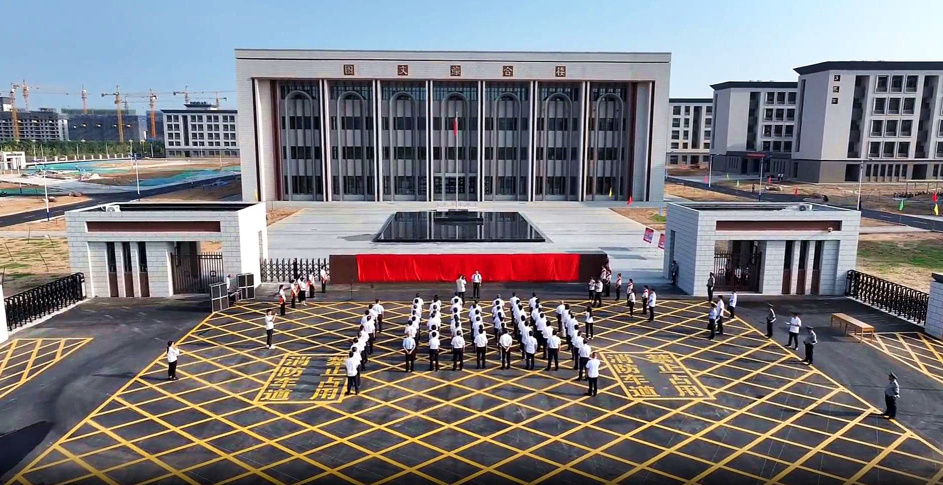 山西建投六建集团承建的万荣中学迁建项目正式揭牌投入使用-402cc永利集团
