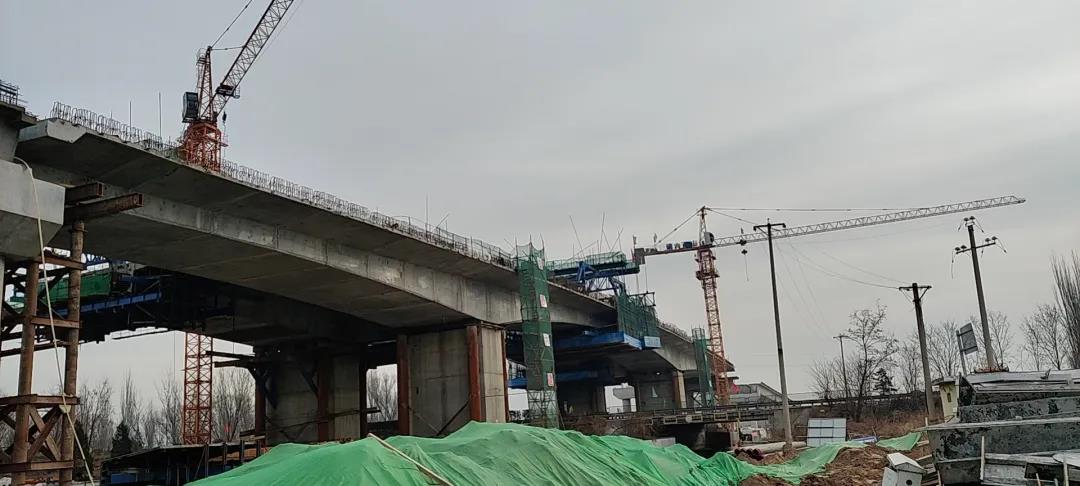 山西建投六建集团上跨大运高速桥再传新希望