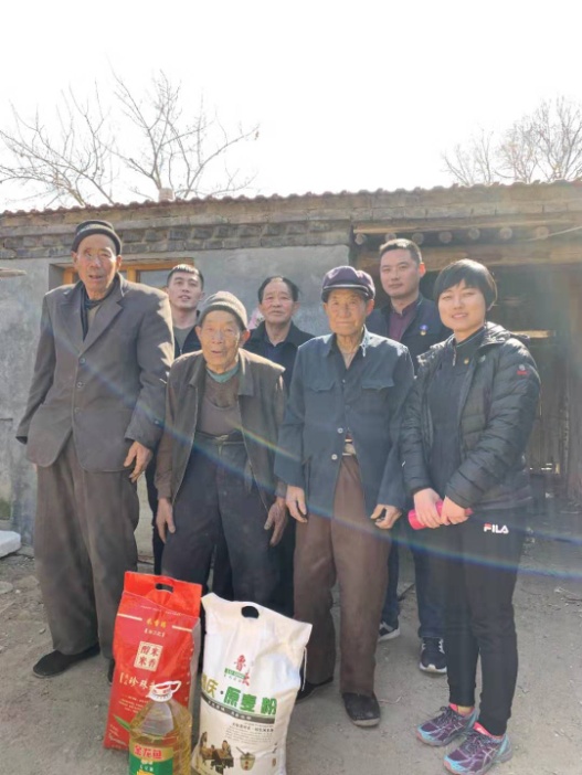 山西二建集团开展“雷锋精神记心中高昂有为齐践行”主题自愿服务活动-402cc永利集团