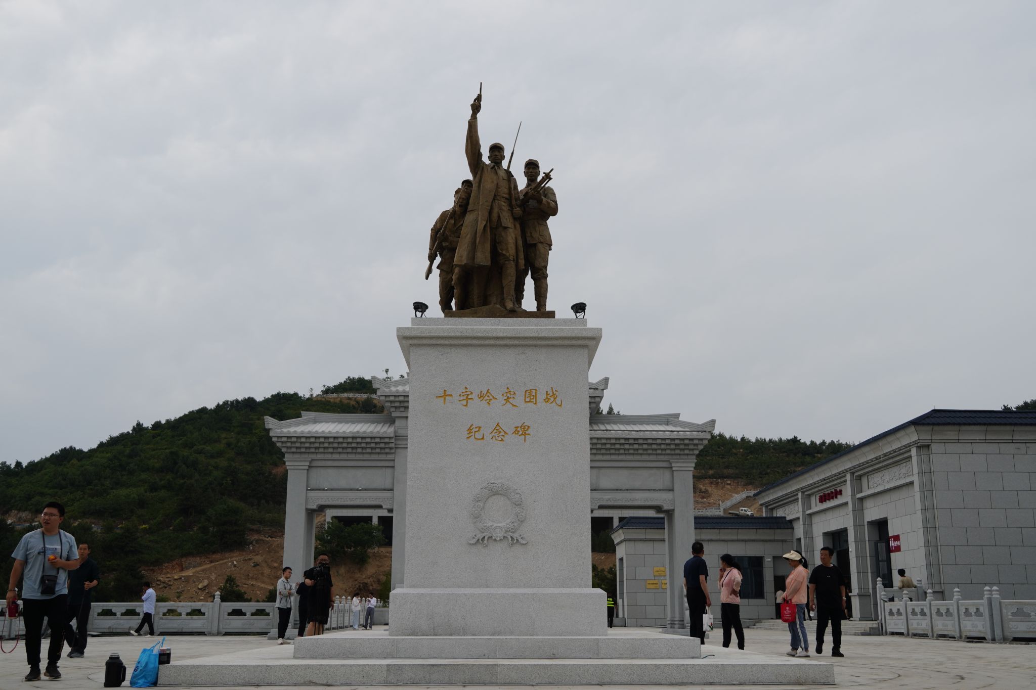 山西建投八建集团承建的左权县红色太行百里画廊旅游区十字岭历史文化园402cc永利集团项目收到表扬信-402cc永利集团