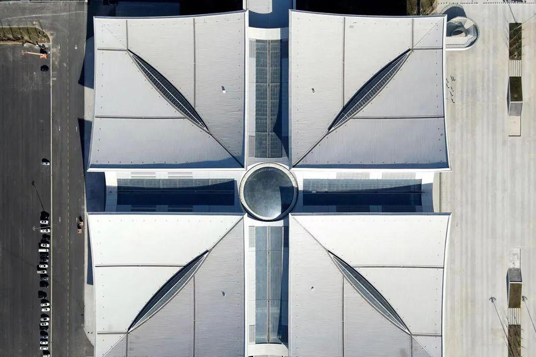 山西建投六建集团承建的潇河国际会展中心中心组团项目获“中国钢结构金奖”-402cc永利集团