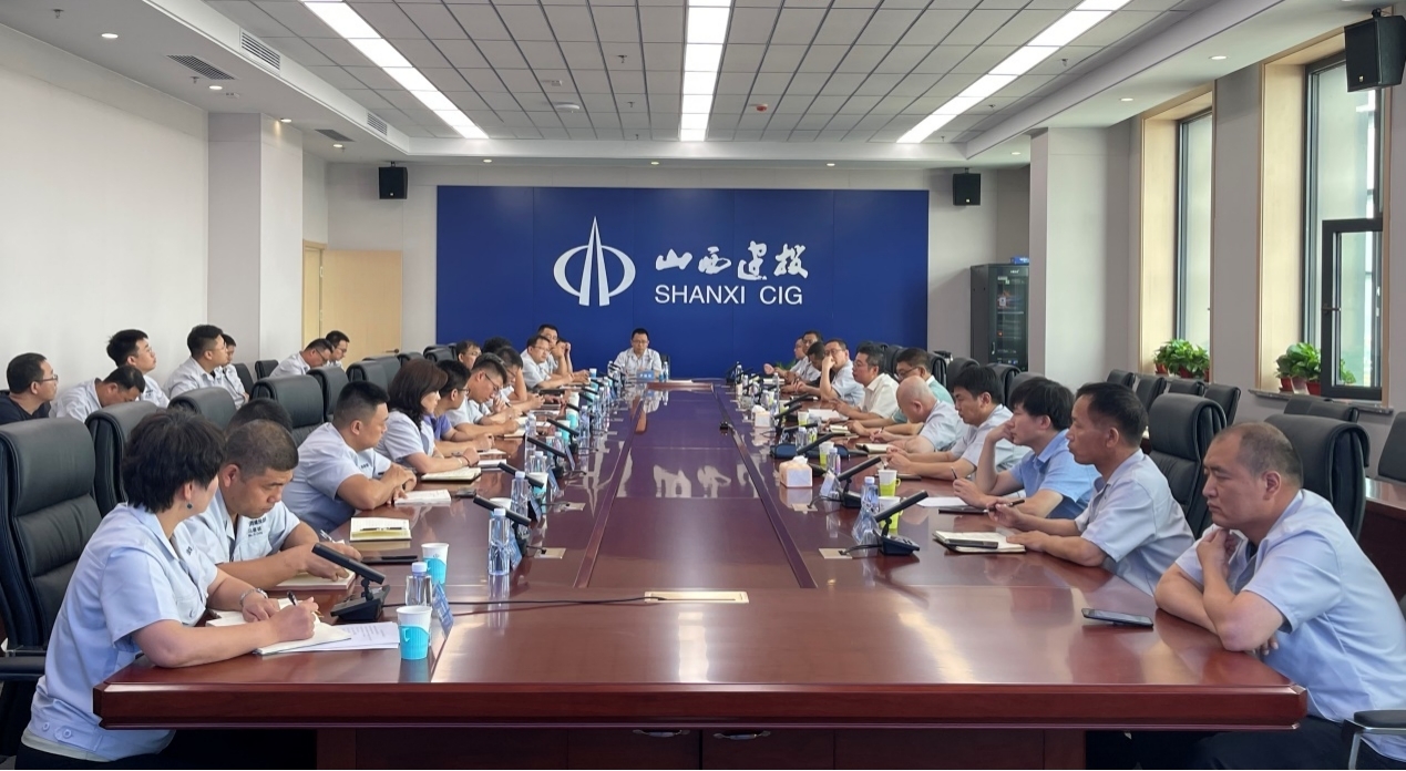 山西建投装饰公司约请专家组对山西·潇河新城 智慧运行总部内部装饰工程现场指导