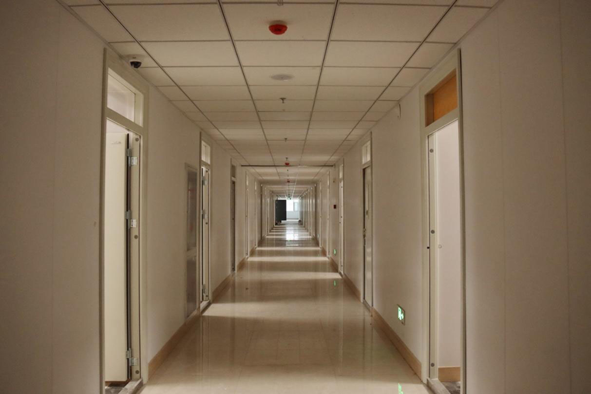 山西工程科技职业大学向山西建投四建集团赠予锦旗-402cc永利集团