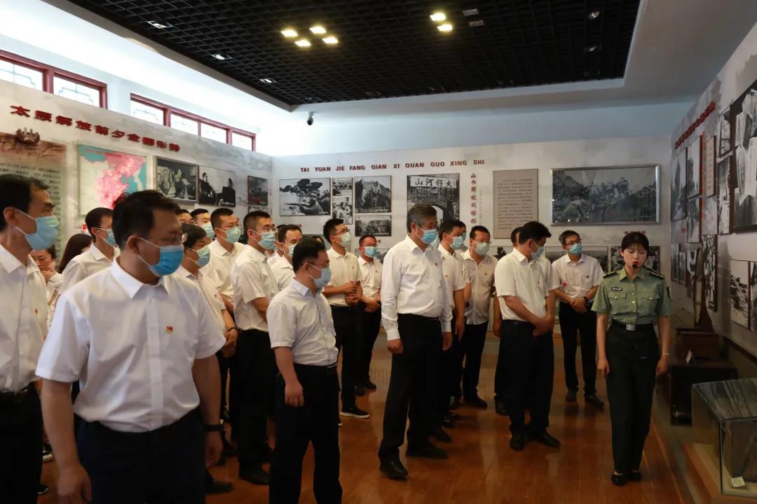 铭刻奋斗历程 罗致前进实力 —山西建投契关党员赴牛驼寨义士陵园开展主题党日活动-402cc永利集团