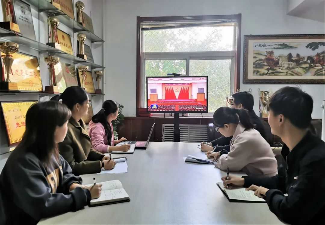 山西建投五建集团一连掀起学习宣传贯彻党的十九届五中全会精神热潮