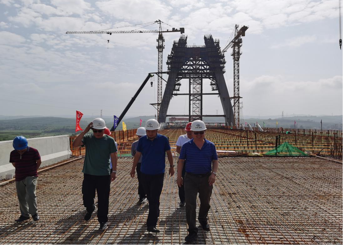 国省干线公路新改建工程调研督查组在山西建投 承建的国道342晋都会过境段改线工程调研指导-402cc永利集团