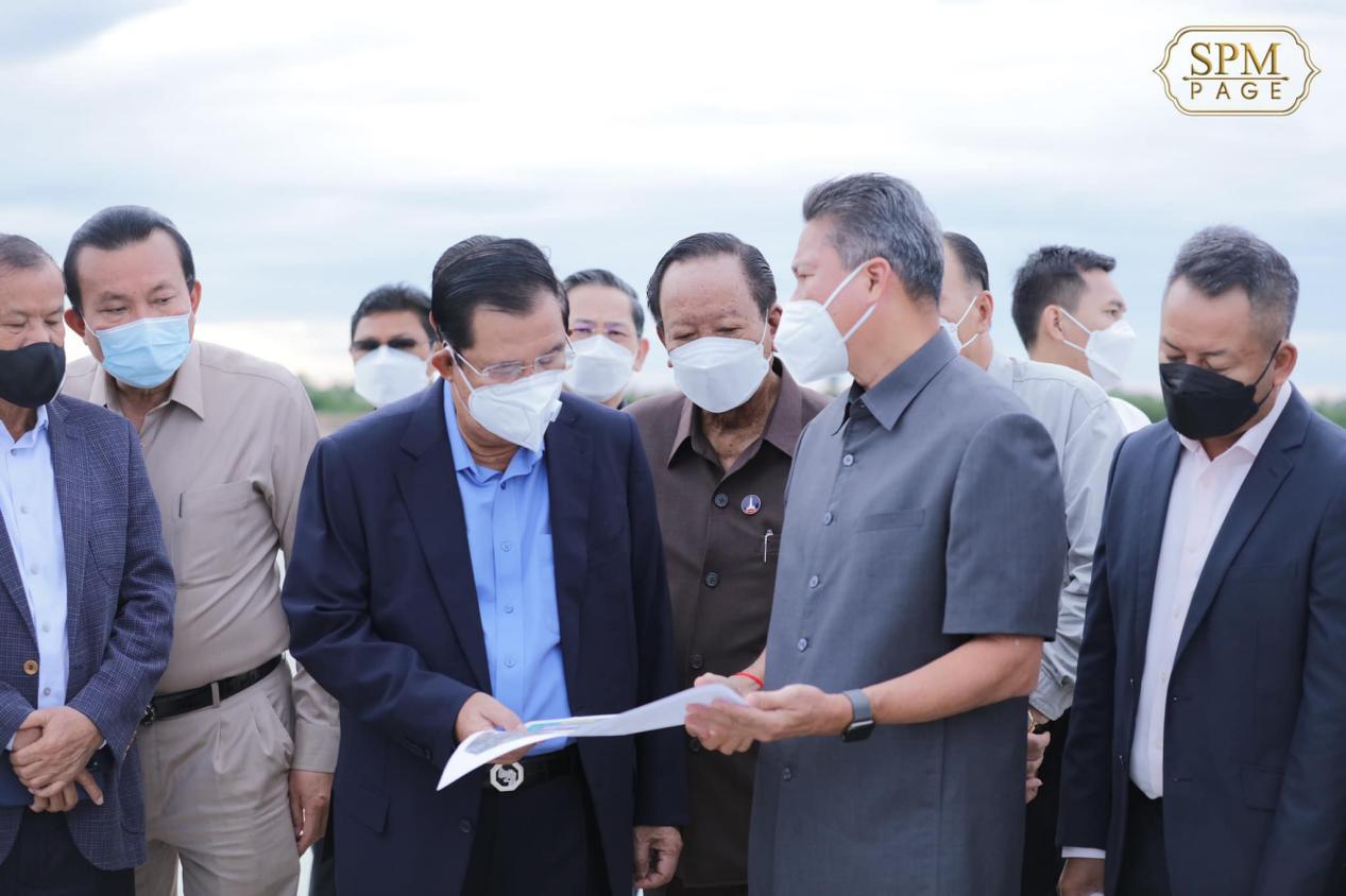 柬埔寨宰衡洪森到山西建投契械化集团承建的柬埔寨暹粒新国际机场考察