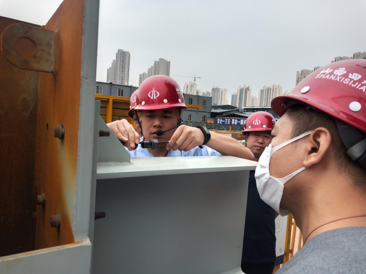 省钢结构协会专家在山西建投四建集团承建的基因诊断及药物研发基地项目观摩指导-402cc永利集团