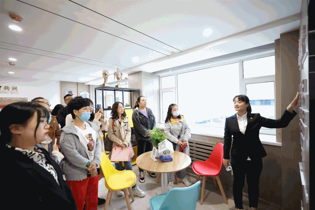 山西各地市团青干部、“青年之家”认真人在山西建投建工集团观摩交流-402cc永利集团