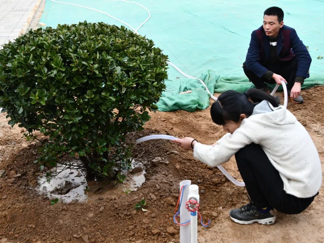 学雷锋 见行动|山西建工青年用行动擦亮“雷锋精神”手刺-402cc永利集团