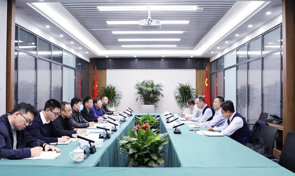 山西建投五建集团与春汾集团举行深化相助座谈会