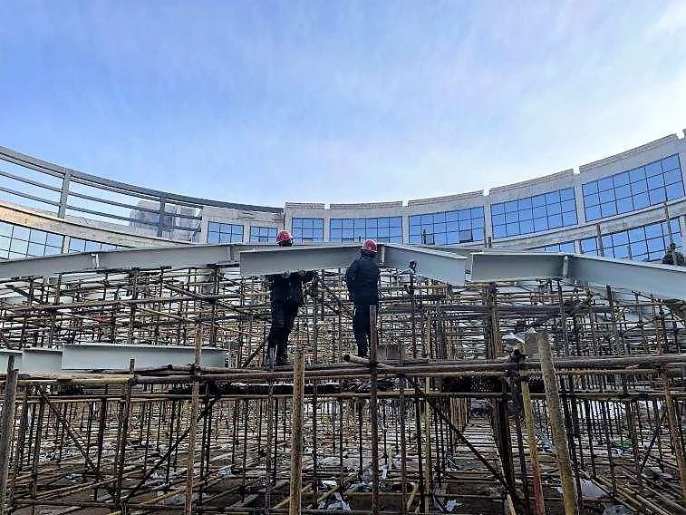 山西省首个铝合金穹顶完工-402cc永利集团
