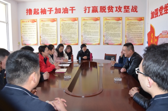 山西二建集团开展“雷锋精神记心中高昂有为齐践行”主题自愿服务活动-402cc永利集团