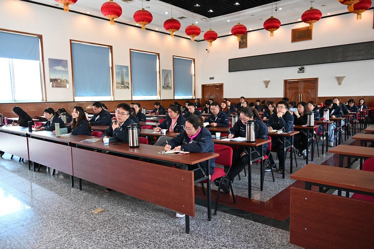 提升宣传水平 讲好四建故事——山西四建集团举行2021年度通讯员培训-402cc永利集团