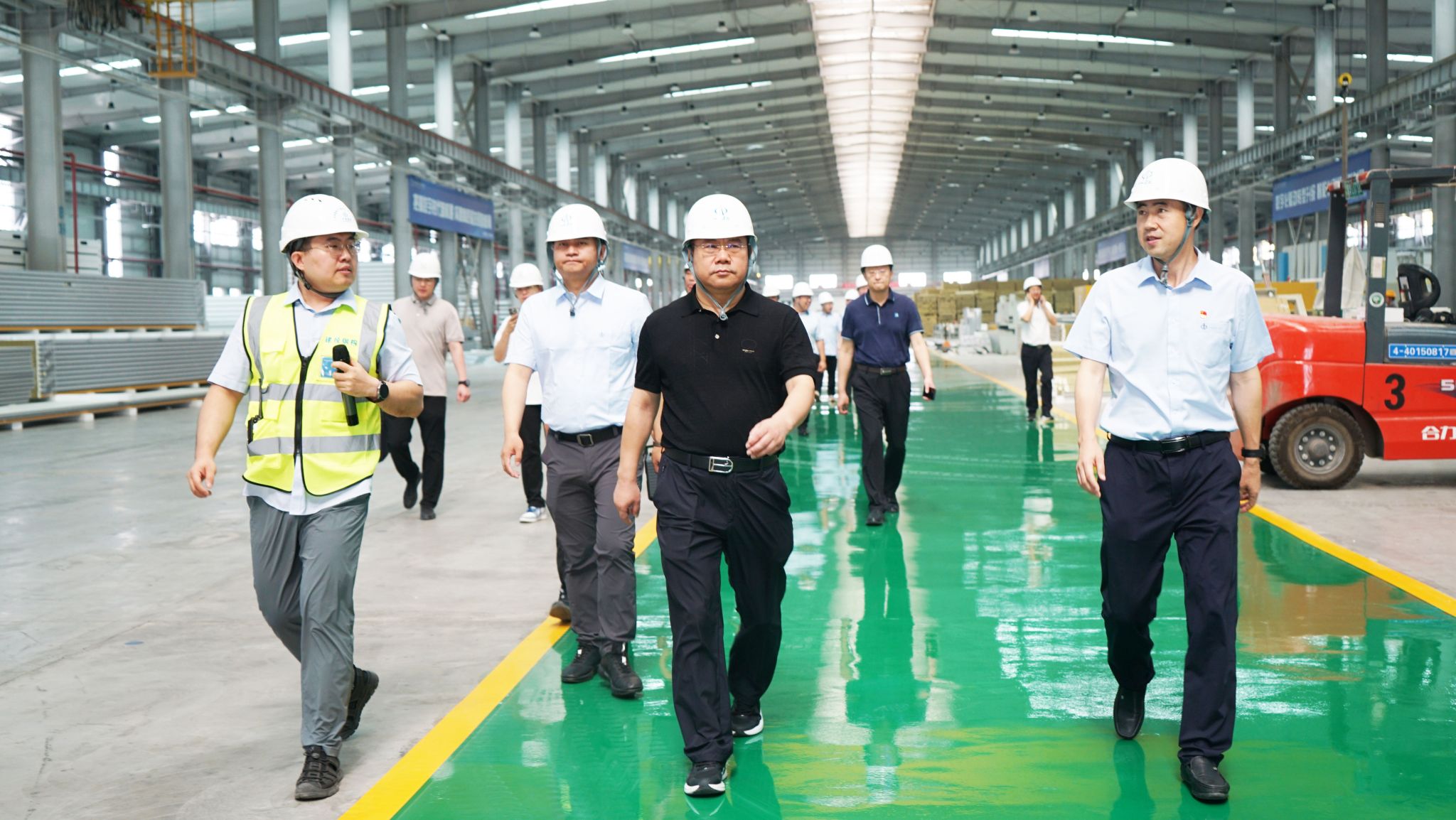 河北省保定市高碑店市委书记贾伟斌带队到山西建投潇河工业公司旅行交流-402cc永利集团
