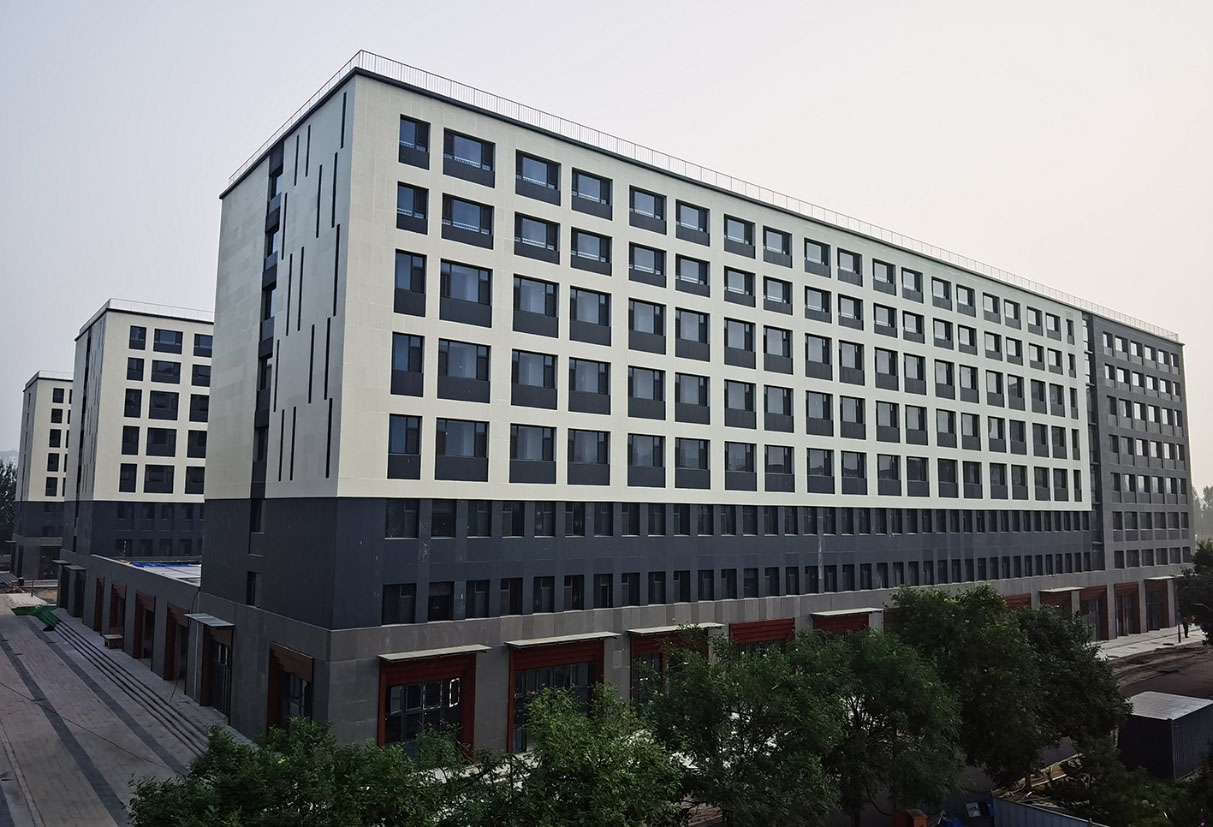 山西工程科技职业大学向山西建投四建集团赠予锦旗-402cc永利集团