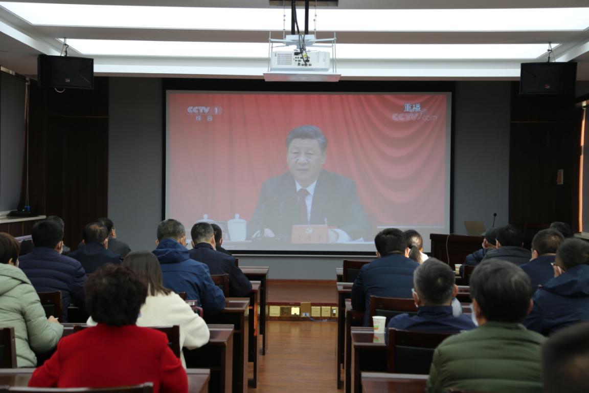 山西建投契械化集团、省勘探院学习贯彻党的十九届六中全会精神